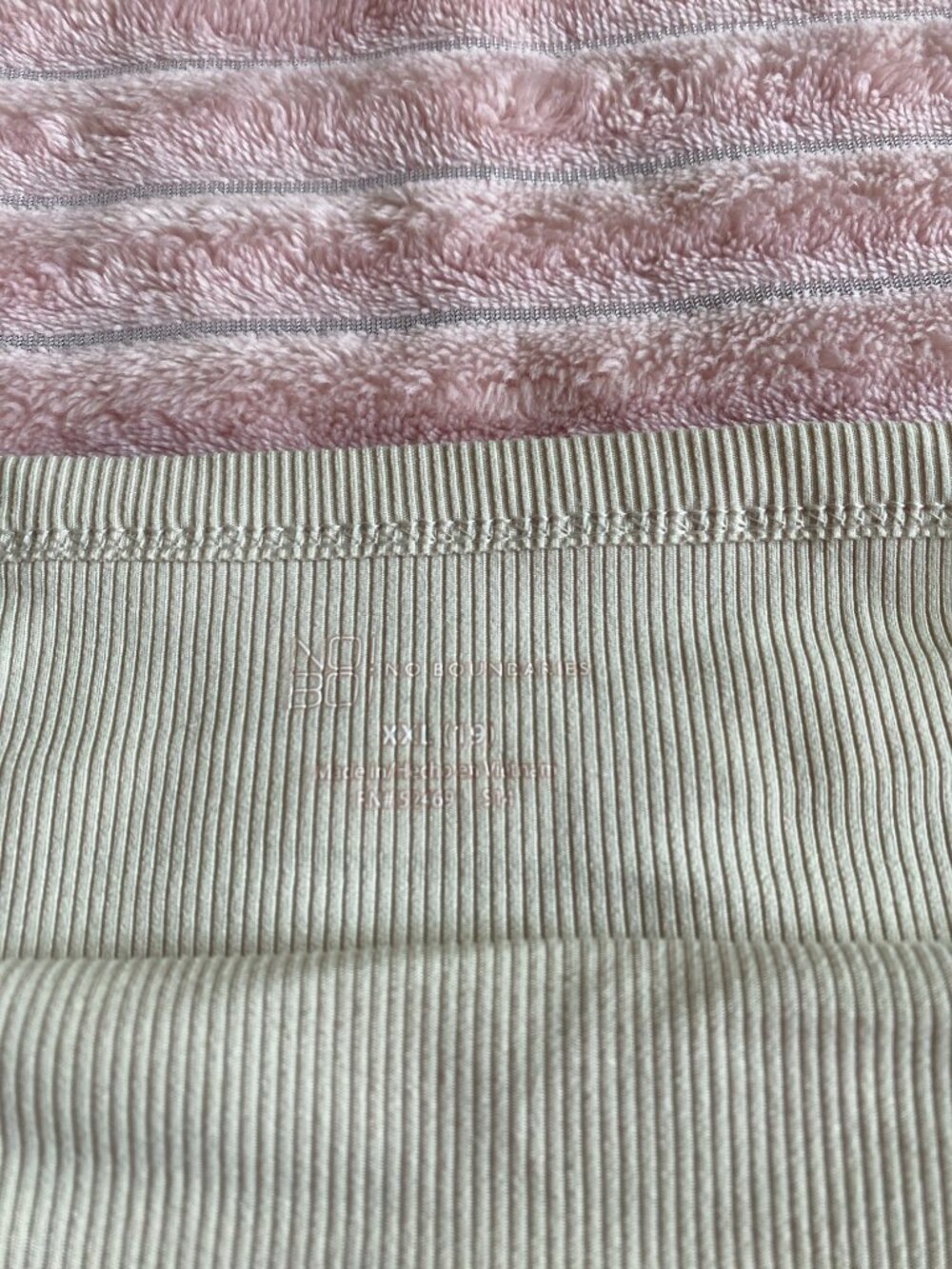 Cream Ribbed Cami - Picture 4 of 5